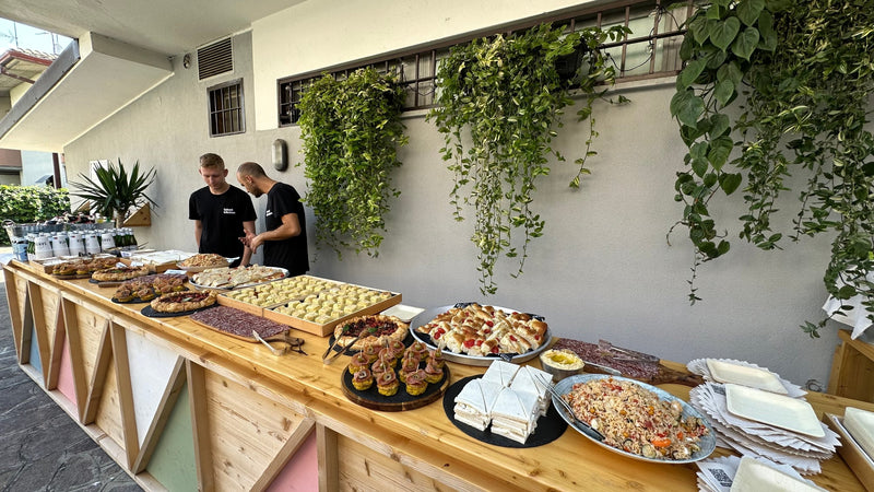 Il buffet di Talent Kitchen per l'evento con il Sindaco di Sirmione