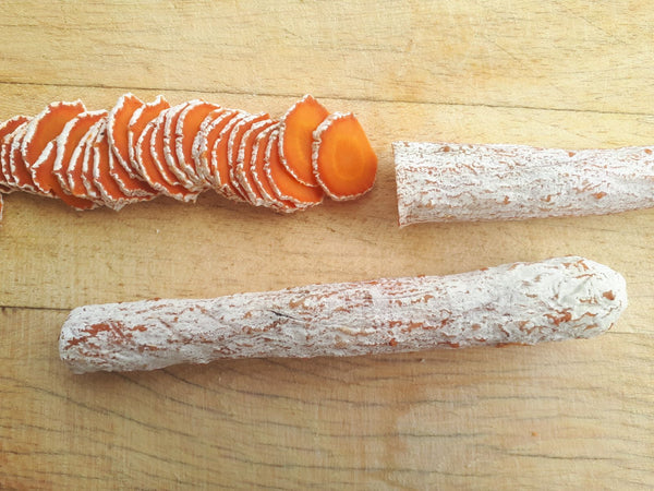 Salame vegetale di carota fermentato con il koji